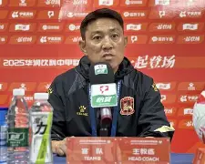 c7娱乐-曼联客场失利主场不败纪录告终的是谁